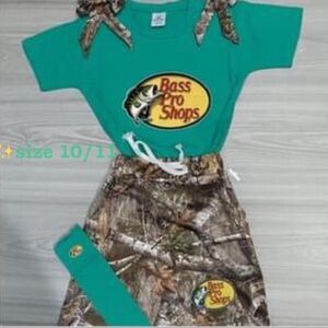 Custom made bass pro skirt set size 10/11